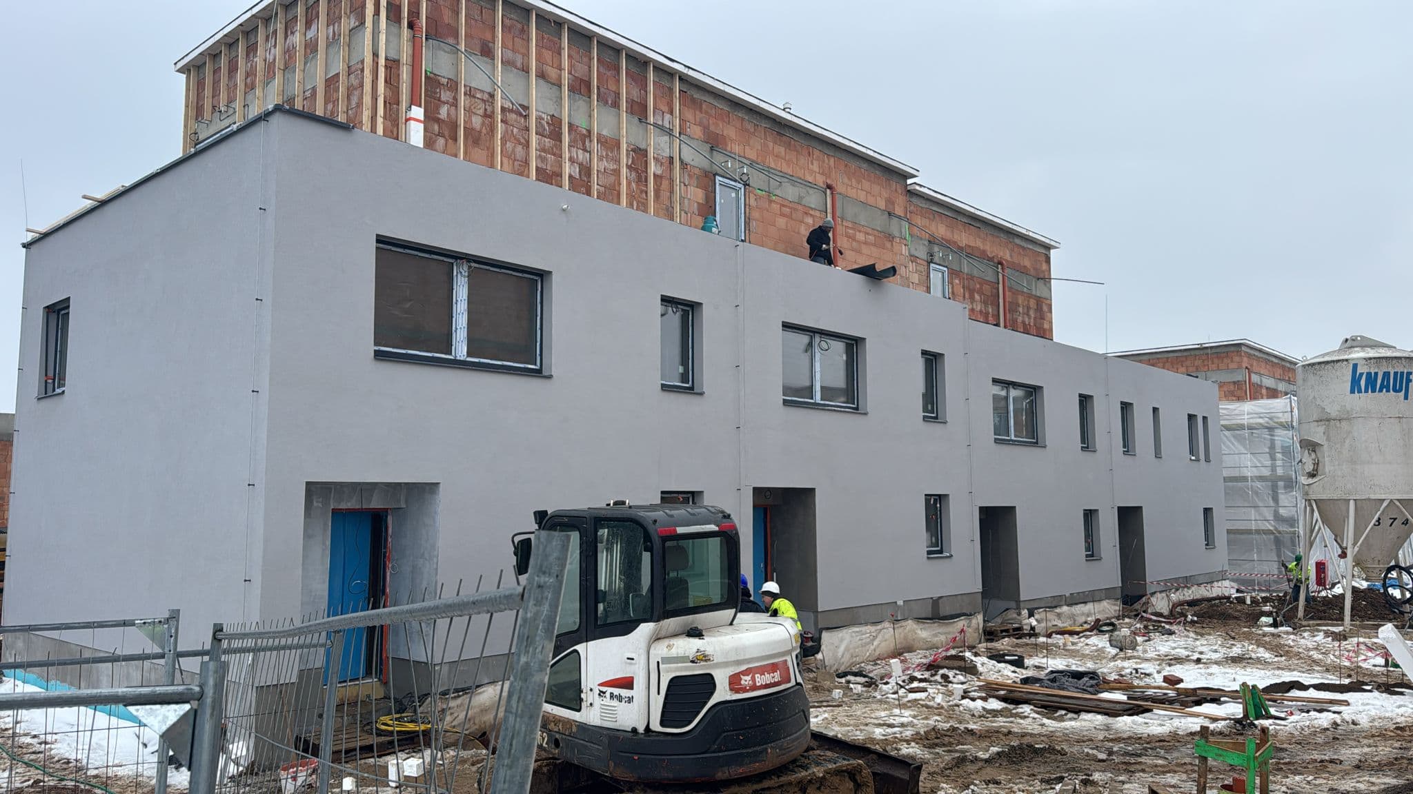 Fasáda bytového domu zateplení Praha — BIVALS s.r.o.